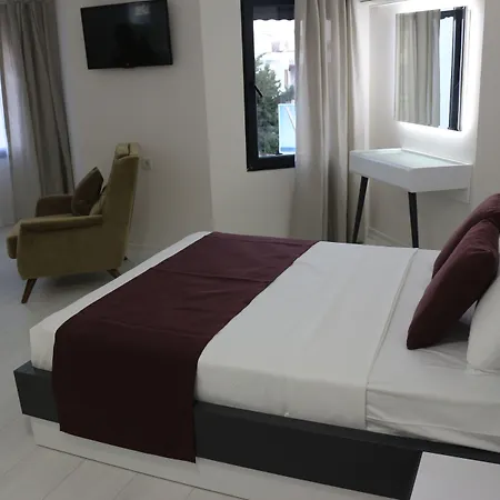 Wb Weekend Apartahotel