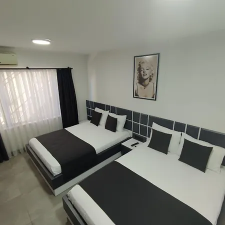 Wb Weekend Hotel apartamentowy 4*