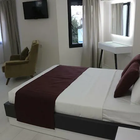 Wb Weekend Aparthotel 3*