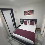 Aparthotel Wb Weekend 4*