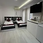 Aparthotel Wb Weekend