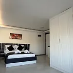Aparthotel Wb Weekend
