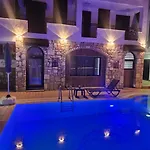 Aparthotel Wb Weekend 4*