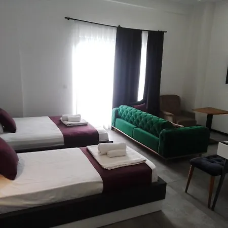 Wb Weekend Apartmanhotel