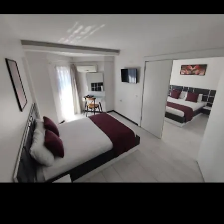 Wb Weekend Apartmanhotel 3*