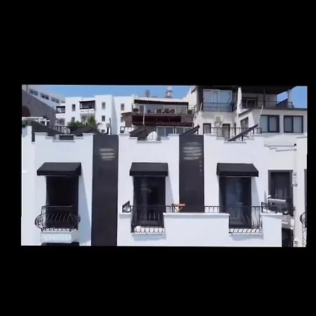Wb Weekend Apartmanhotel Bodrum