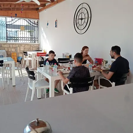 Wb Weekend Apartmanhotel